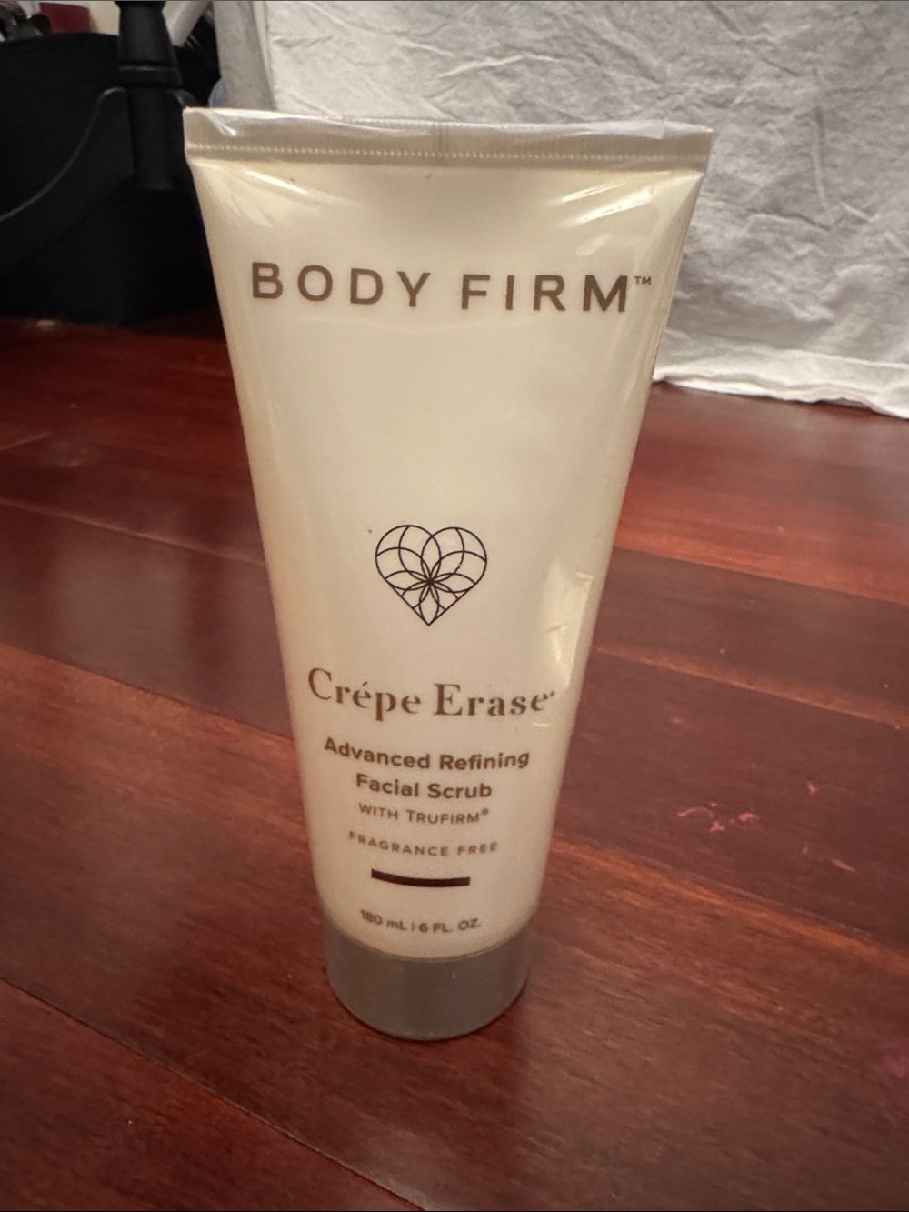 Crêpe Erase Body Firm Advanced Refining Facial Scrub — Cream